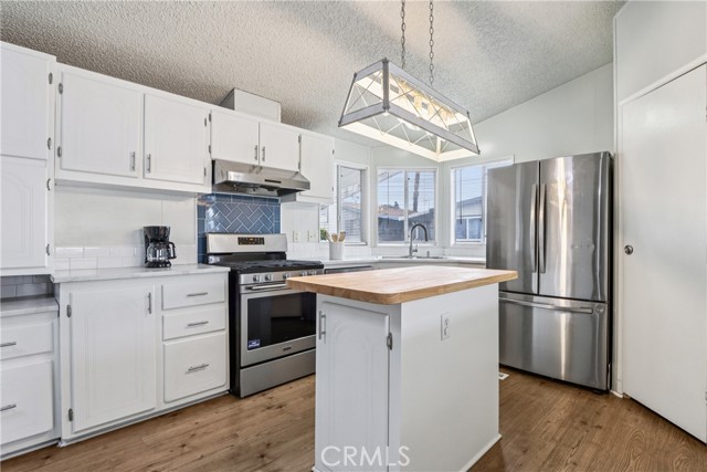 Detail Gallery Image 2 of 19 For 2717 E Arrow Hwy #21, La Verne,  CA 91750 - 3 Beds | 2 Baths