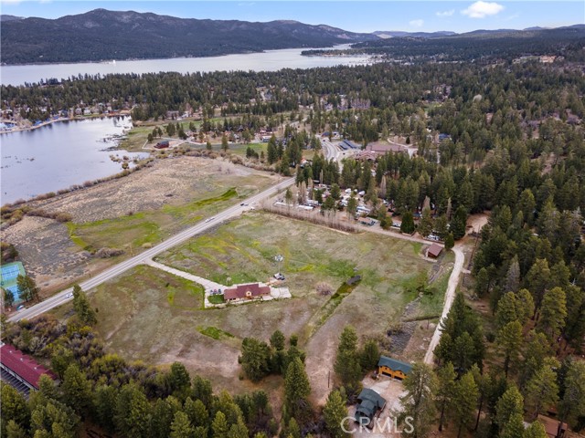 Detail Gallery Image 40 of 48 For 39530 Lakeview Pines Rd, Big Bear Lake,  CA 92315 - 5 Beds | 5 Baths