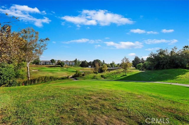 23810 Via Barletta, Murrieta CA: https://media.crmls.org/medias/ef025d48-c86e-446b-bb24-d0fd38d838d3.jpg