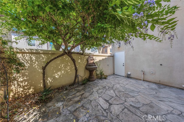 29 Windchime, Irvine CA: https://media.crmls.org/medias/ef02a860-dea8-4749-b7e5-ad2df215d555.jpg