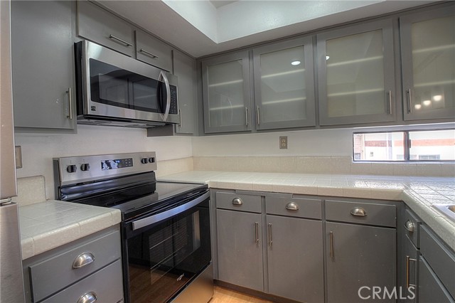 Detail Gallery Image 17 of 40 For 400 N Louise St #205,  Glendale,  CA 91206 - 2 Beds | 2 Baths