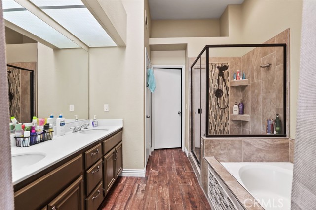 Detail Gallery Image 10 of 22 For 2225 Indigo Hills Dr #3,  Corona,  CA 92879 - 3 Beds | 2/1 Baths