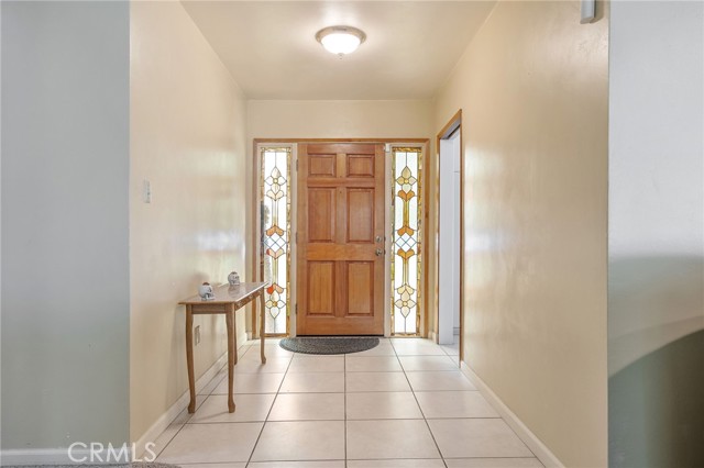 Detail Gallery Image 8 of 43 For 1516 Crestmont Dr, Bakersfield,  CA 93306 - 3 Beds | 2 Baths