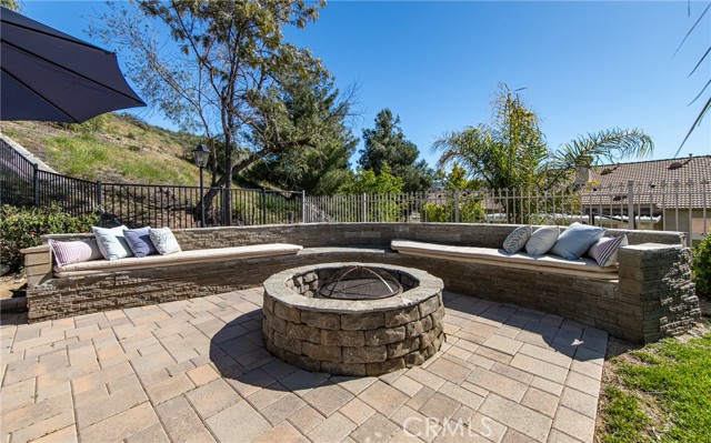 Detail Gallery Image 38 of 45 For 2017 Canyon View Ln, Redlands,  CA 92373 - 4 Beds | 2/1 Baths