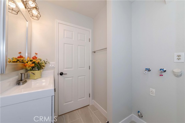 918 Huntington Dr, Duarte CA: https://media.crmls.org/medias/ef049a71-bb32-4de8-bc83-eedac63a4175.jpg