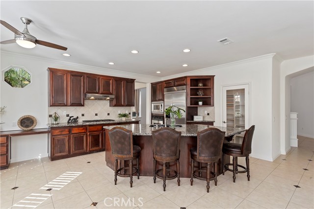 Detail Gallery Image 15 of 44 For 1678 Honors, Corona,  CA 92883 - 4 Beds | 4 Baths