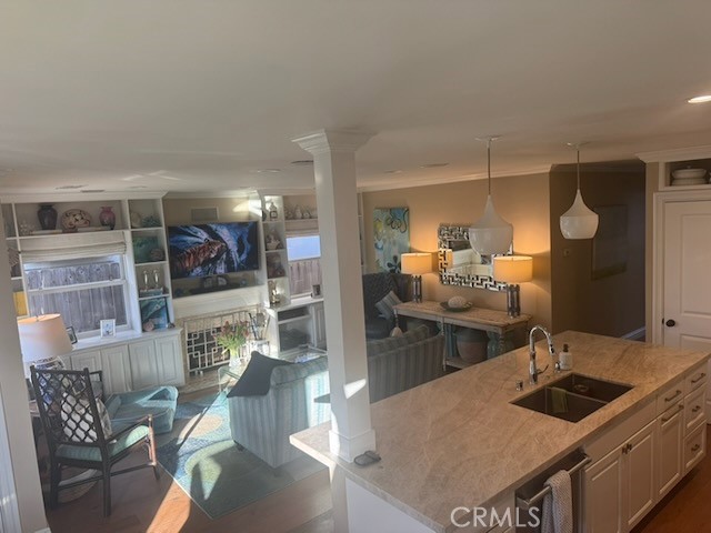 Detail Gallery Image 3 of 12 For 507 31st, Hermosa Beach,  CA 90254 - 2 Beds | 1 Baths