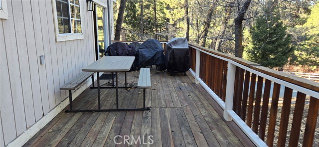 Detail Gallery Image 5 of 27 For 43532 Bow Canyon, Big Bear Lake,  CA 92315 - 3 Beds | 2/1 Baths