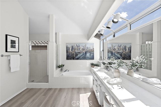 21251 Hillgate Circle, Rancho Santa Margarita CA: https://media.crmls.org/medias/ef0924bf-20dd-4e4f-b06e-590a8645b9b4.jpg