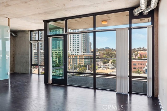 1080 Park Boulevard, San Diego, California 92101, 1 Bedroom Bedrooms, ,1 BathroomBathrooms,Residential,For Sale,Park Boulevard,IV24129876