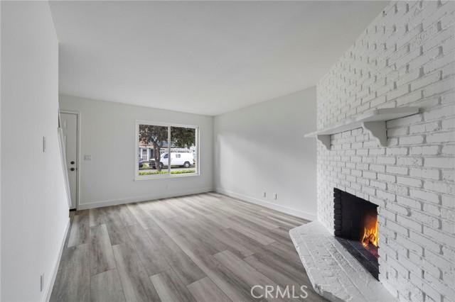 Detail Gallery Image 7 of 34 For 9831 Continental Dr., Huntington Beach,  CA 92646 - 2 Beds | 1/1 Baths