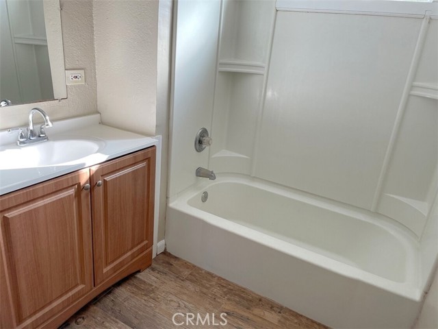 Detail Gallery Image 12 of 14 For 410 E 21st St, Long Beach,  CA 90806 - – Beds | – Baths