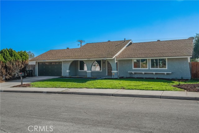 Detail Gallery Image 2 of 35 For 7224 Vega, Jurupa Valley,  CA 92509 - 3 Beds | 2 Baths