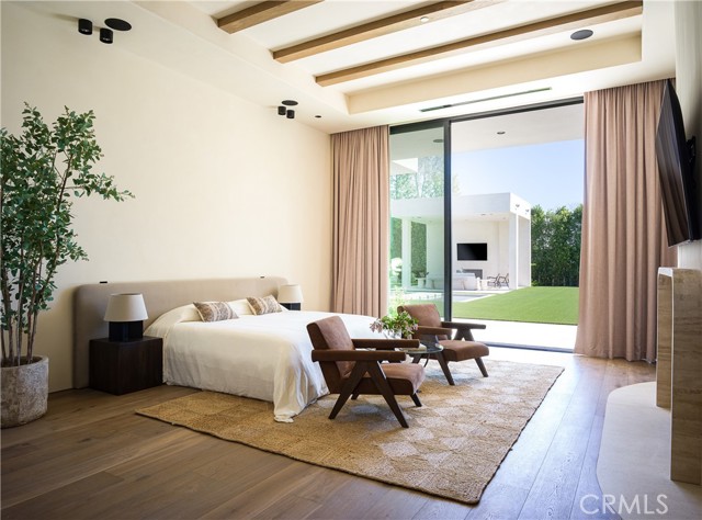 5824 Manton Avenue, Woodland Hills CA: https://media.crmls.org/medias/ef0bb36f-6128-453e-9237-7f0ed287eec1.jpg
