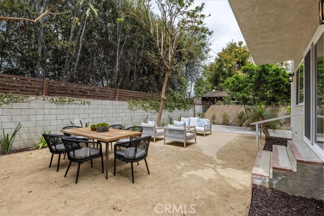 11927 Beatrice Street, Culver City CA: https://media.crmls.org/medias/ef0cc76f-82eb-48c1-8583-8efb11ee9ca7.jpg