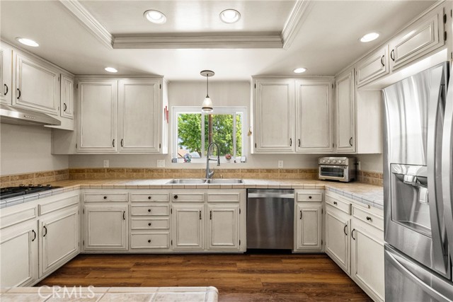 39662 86th W Street, Leona Valley CA: https://media.crmls.org/medias/ef0d6d87-c430-40d0-aa06-7af27ab2814c.jpg