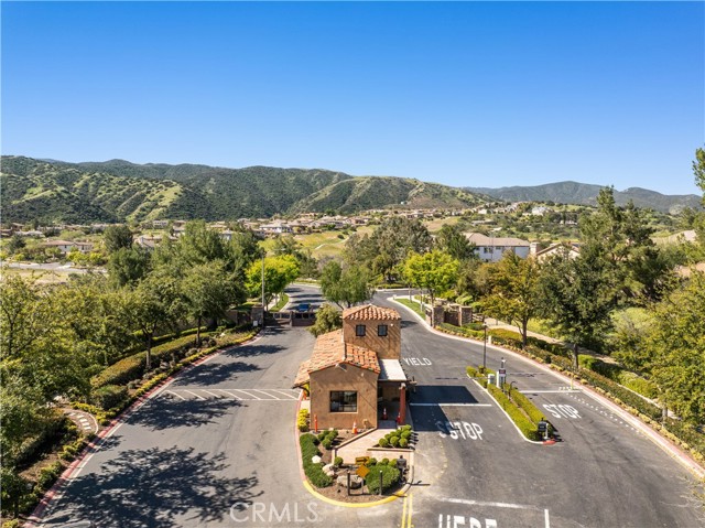 Detail Gallery Image 5 of 7 For 8365 Kiley Ct, Corona,  CA 92833 - – Beds | – Baths