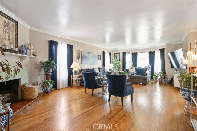 3985 Palm Avenue, Lynwood CA: https://media.crmls.org/medias/ef0e7bda-ec28-4d6a-8860-ce39d579c01a.jpg