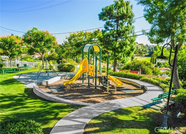 Detail Gallery Image 33 of 44 For 4755 Templeton St #2117,  Los Angeles,  CA 90032 - 2 Beds | 2 Baths