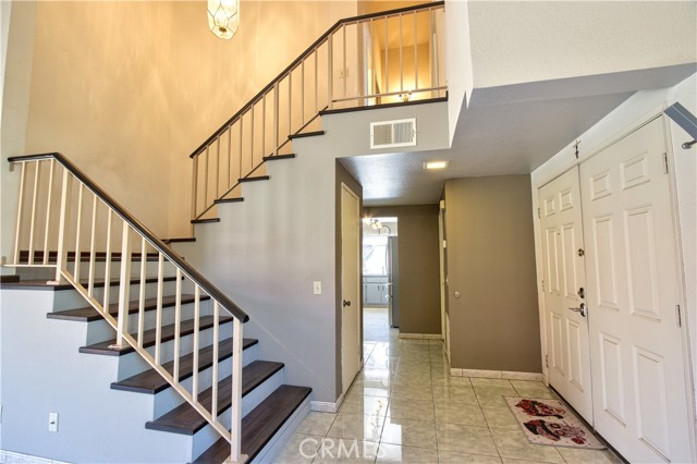 Image 4 of 39 For 12914 Coralberry St.