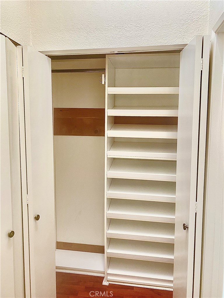 MLS #OC25227295 image #6