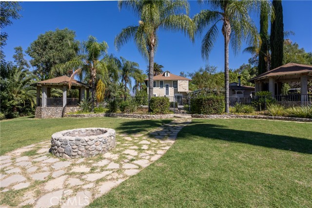 628 Sunnyside Avenue, Redlands CA: https://media.crmls.org/medias/ef104fbf-143a-4c37-9f61-ad9ac28ca951.jpg