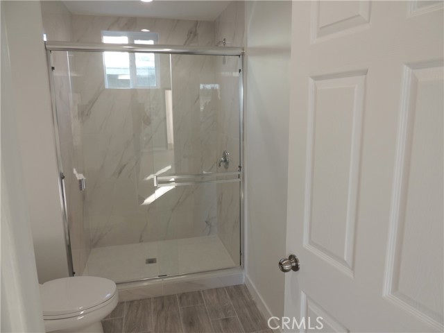 Detail Gallery Image 7 of 14 For 22735 Del Valle St #5,  Woodland Hills,  CA 91364 - 2 Beds | 1 Baths