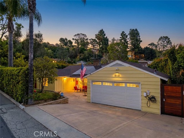 Front Image Thumbnail for CRGD26086470