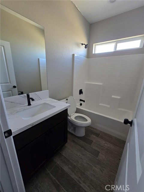 12358 Sioux Court, Apple Valley CA: https://media.crmls.org/medias/ef10c665-3886-48dc-9bbc-ff63a17170bf.jpg