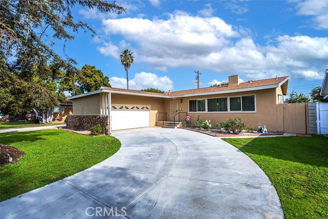 Detail Gallery Image 2 of 31 For 1762 S William Miller Dr, Anaheim,  CA 92804 - 3 Beds | 1/1 Baths