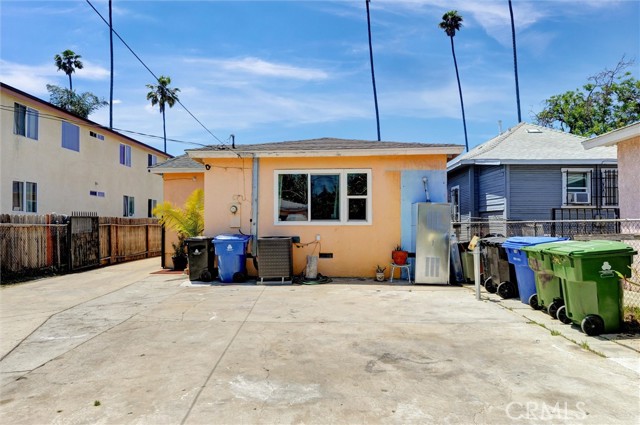 Detail Gallery Image 22 of 26 For 5864 Bonsallo Ave, Los Angeles,  CA 90044 - 4 Beds | 2 Baths