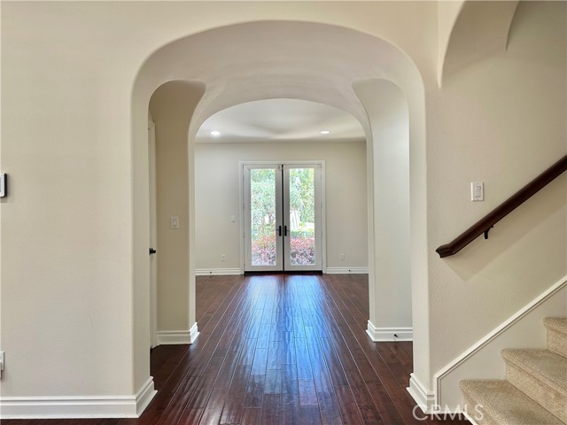 50 Winding Way, Irvine CA: https://media.crmls.org/medias/ef115210-3138-40c7-b510-42736178f1ac.jpg