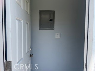 https://media.crmls.org/medias/ef115d9e-bf90-42e4-980c-615061da6cdf.jpg?preset=X-Large