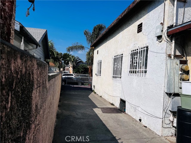 Image 3 for 422 E 80Th St, Los Angeles, CA 90003