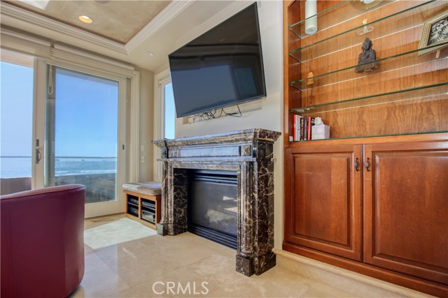 Detail Gallery Image 26 of 34 For 88 a Surfside, Surfside,  CA 90740 - 3 Beds | 3/1 Baths