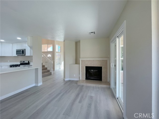 Detail Gallery Image 11 of 26 For 1768 Mesa Dr, Lancaster,  CA 93535 - 4 Beds | 3 Baths