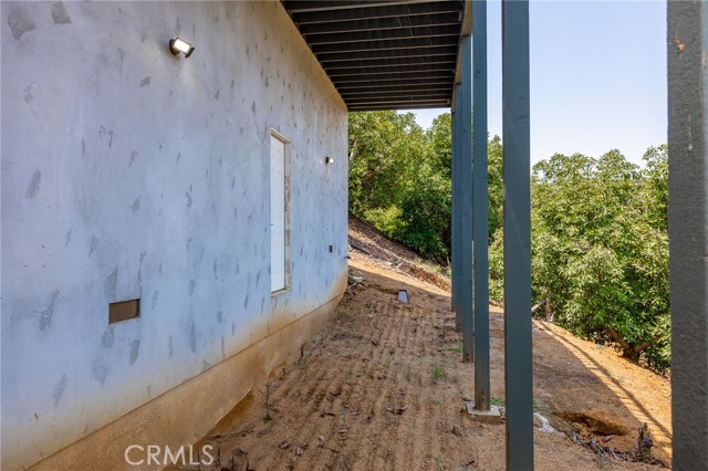 2125 Puerto Del Mundo, Fallbrook CA: https://media.crmls.org/medias/ef13e39c-b44c-4996-9ff9-aecc4ba5a7da.jpg