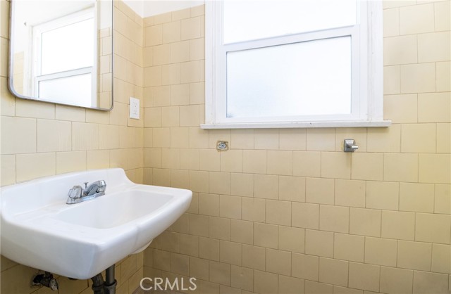 Detail Gallery Image 21 of 25 For 2204 W Victoria, Montebello,  CA 90640 - 3 Beds | 2 Baths