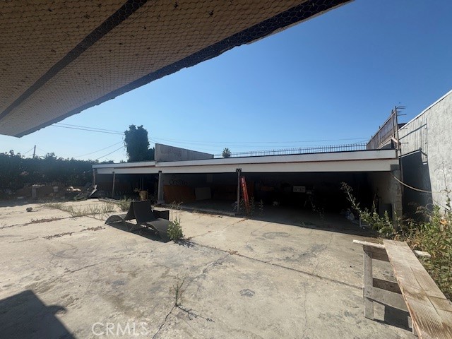 4036 W 111th Street, Inglewood CA: https://media.crmls.org/medias/ef14cad1-6152-46e5-b0f6-1dc0f5069cfe.jpg