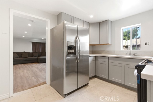 Detail Gallery Image 9 of 33 For 261 S Muscott, San Bernardino,  CA 92410 - 2 Beds | 1 Baths