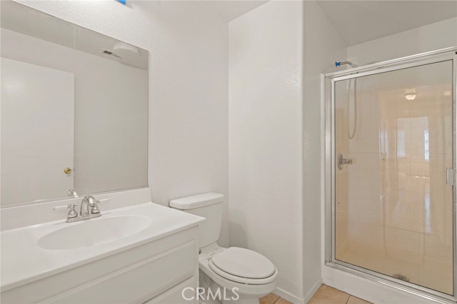 15240 Sapphire Court, Victorville CA: https://media.crmls.org/medias/ef167c6e-dfa2-4fe4-9d9a-1975d135c890.jpg