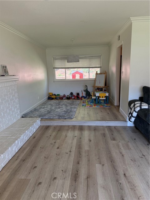 Detail Gallery Image 5 of 17 For 135 Lupe, Newbury Park,  CA 91320 - 4 Beds | 3 Baths