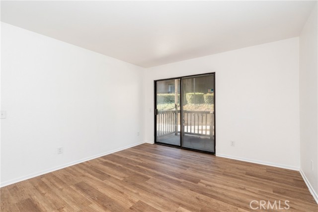 Detail Gallery Image 10 of 29 For 1265 Kendall Dr #713,  San Bernardino,  CA 92407 - 2 Beds | 1 Baths