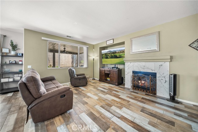 Image 4 of 36 For 1387 Veronica Trail