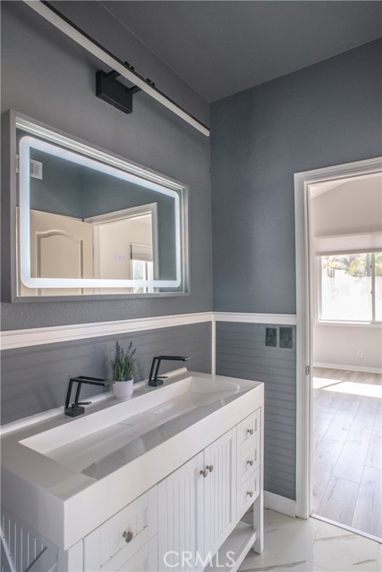 Detail Gallery Image 26 of 45 For 24825 Alexandra Ct, Calabasas,  CA 91302 - 5 Beds | 4/1 Baths