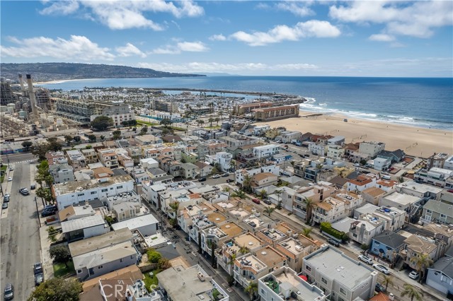 154 Manhattan Avenue, Hermosa Beach, California 90254, 3 Bedrooms Bedrooms, ,2 BathroomsBathrooms,Residential,Sold,Manhattan,SB22064844