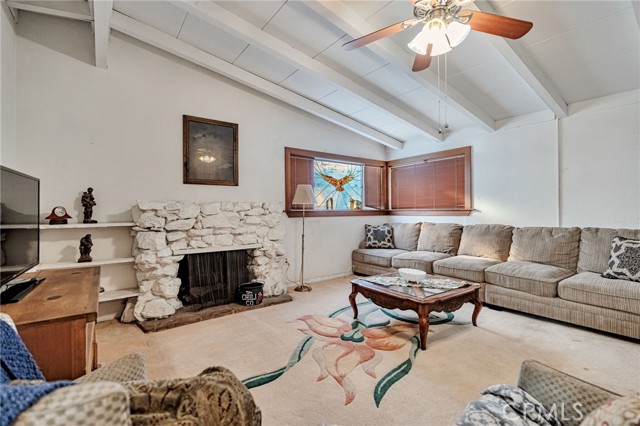 Detail Gallery Image 10 of 32 For 27636 Seco Canyon Road, Saugus,  CA 91350 - 3 Beds | 2 Baths