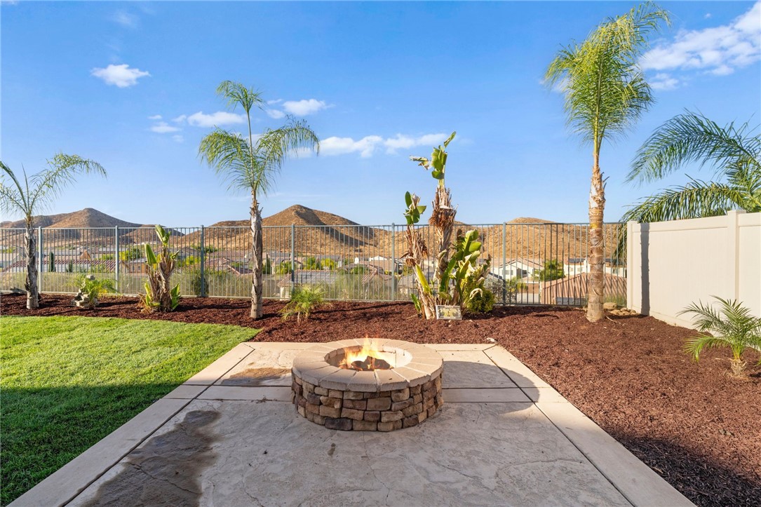 Detail Gallery Image 43 of 75 For 36400 Yarrow Ct, Lake Elsinore,  CA 92532 - 4 Beds | 3/1 Baths