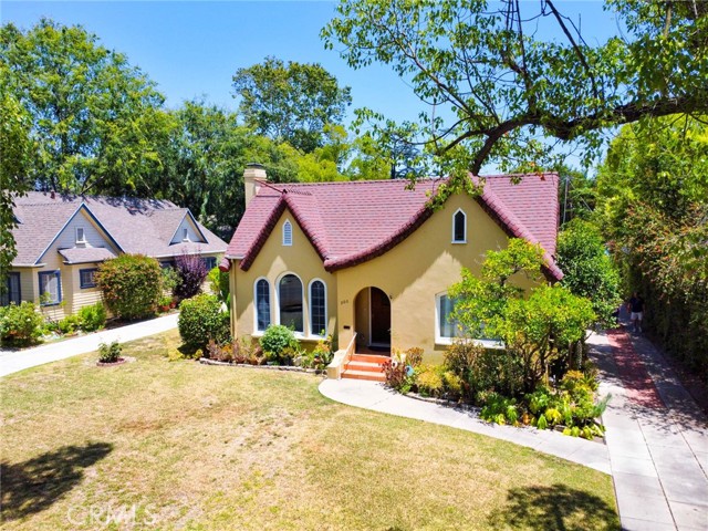 Detail Gallery Image 1 of 2 For 900 S Los Robles Ave, Pasadena,  CA 91106 - – Beds | – Baths