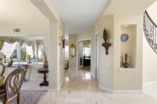 Detail Gallery Image 8 of 48 For 2493 Woodcreek, Camarillo,  CA 93012 - 5 Beds | 5/1 Baths